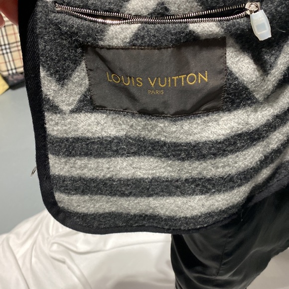 Louis Vuitton mens jacket - Picture 8 of 15